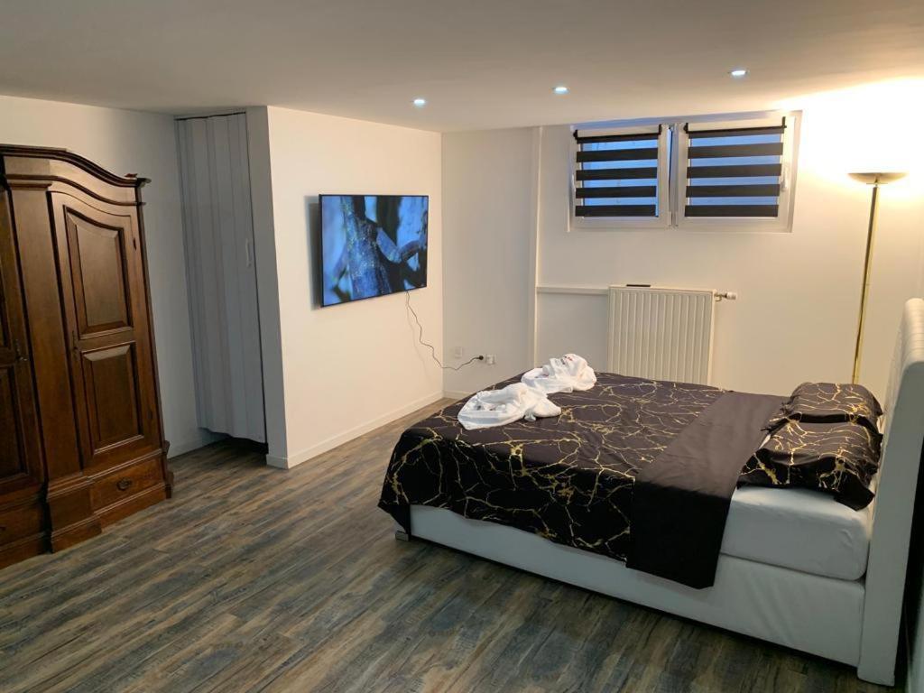 Studio 45M2 Tres Calme Village-Neuf 외부 사진
